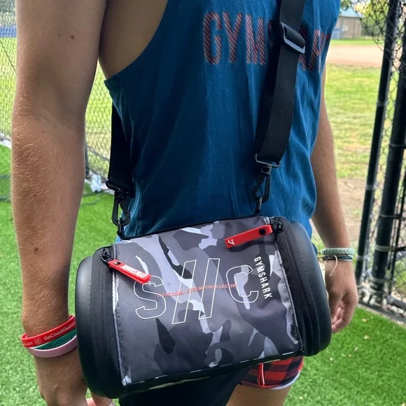 GYMSHARK STEVE COOK BARREL CROSSBODY GYM BAG MESSENGER ID TAG DUFFEL WORKOUT GUY